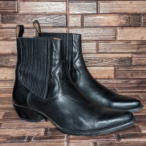 frye sacha western bootie